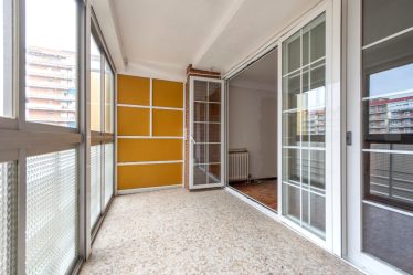 Porte de séparation coulissante pour bien choisir et installer