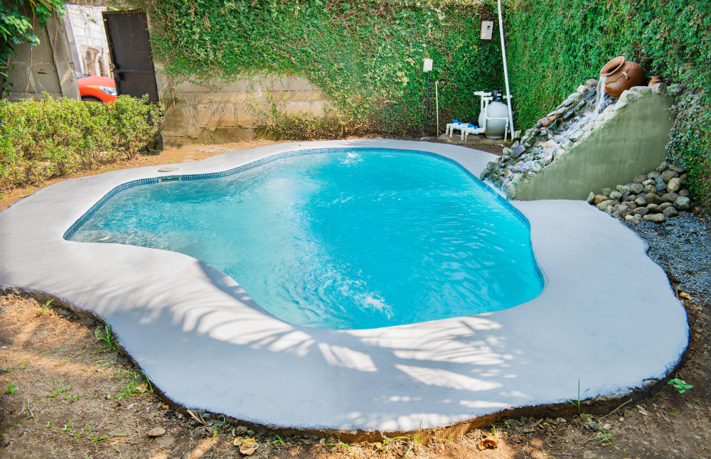 Guide complet pour choisir une petite piscine de jardin adaptée à vos besoins