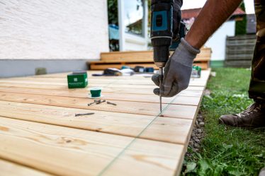 guide étape par étape pour poser une terrasse en bois