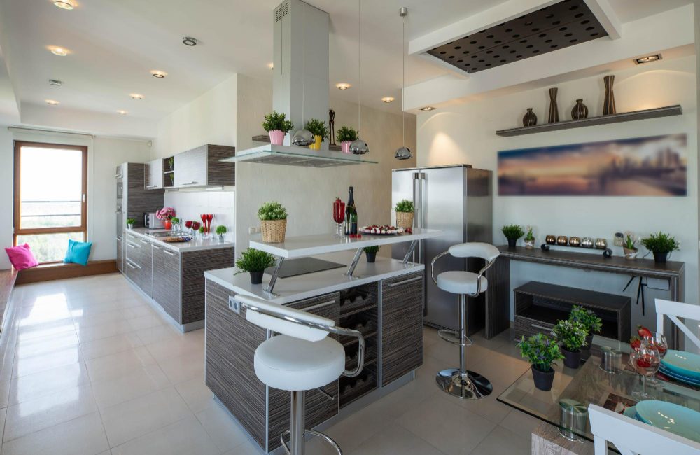 Astuces pour agencer une cuisine ouverte alliant convivialité et praticité