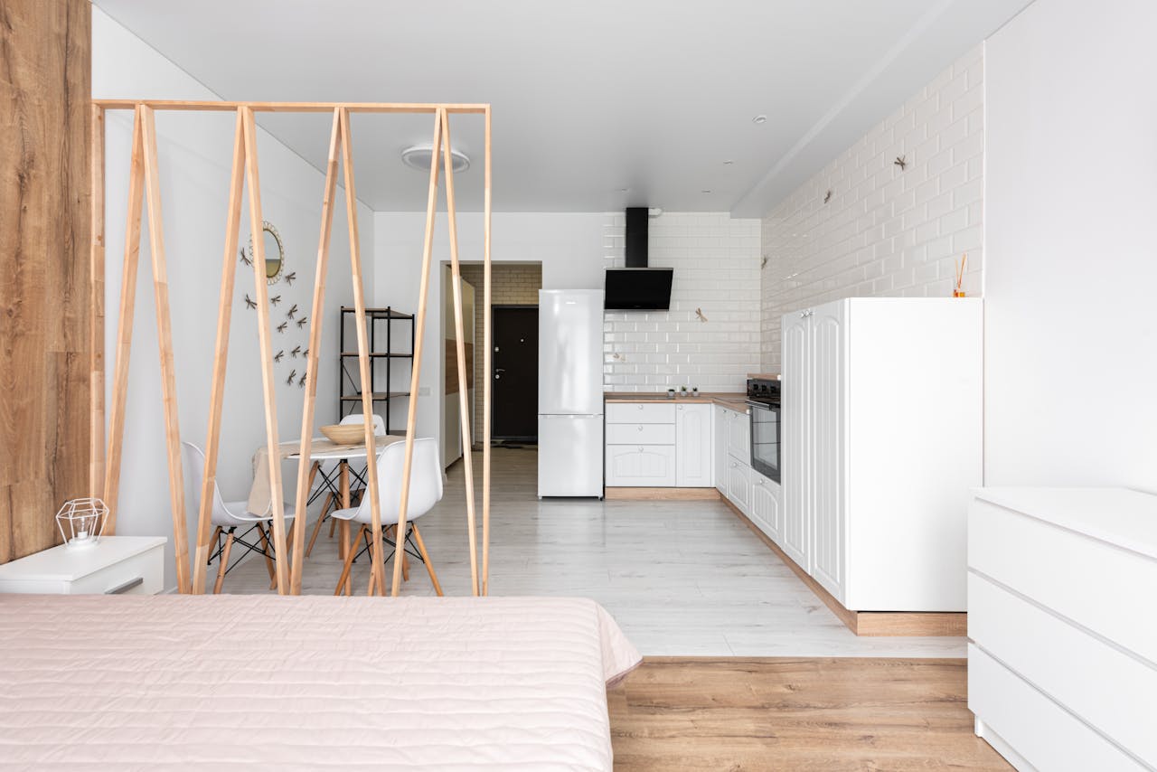 Aménager une petite chambre pour créer deux espaces fonctionnels distincts
