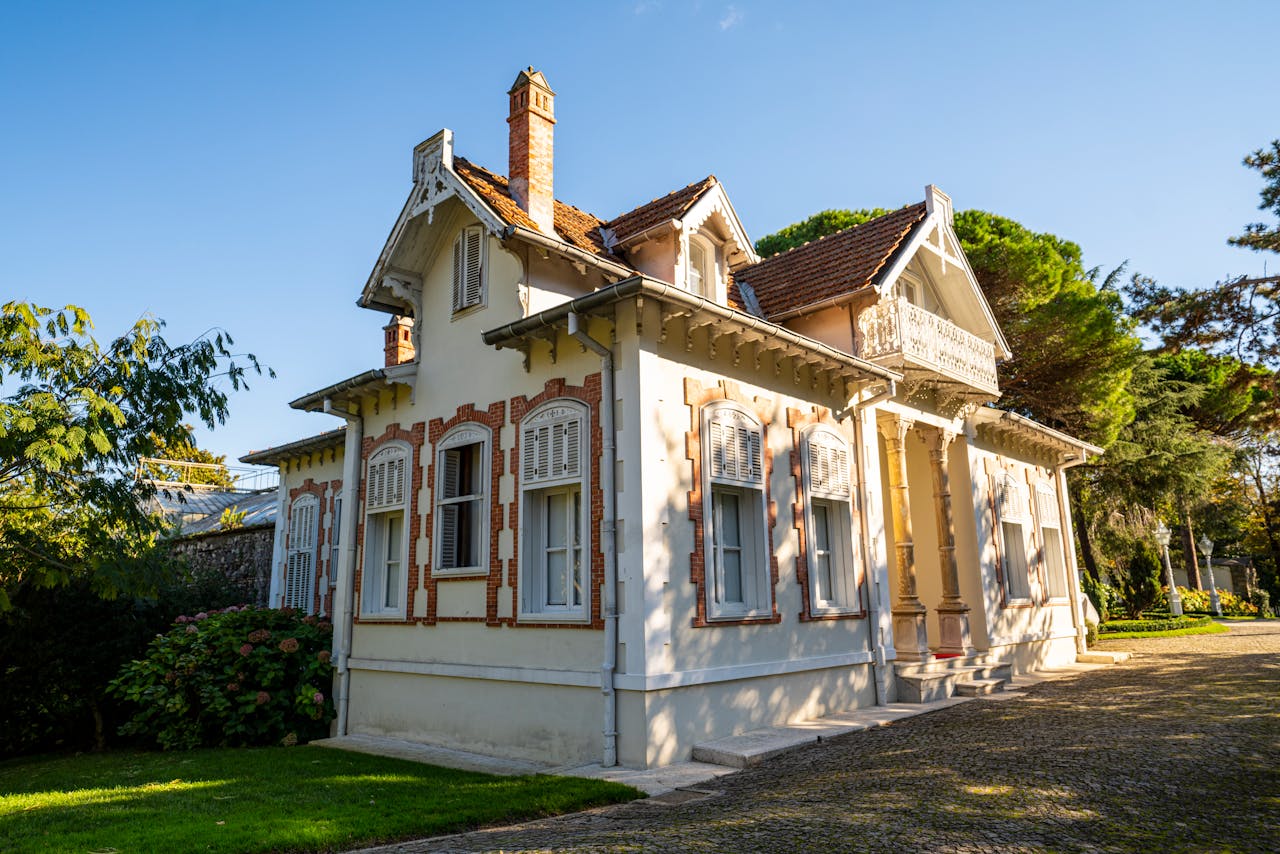 Idées pour rénover une maison ancienne efficacement.jpg